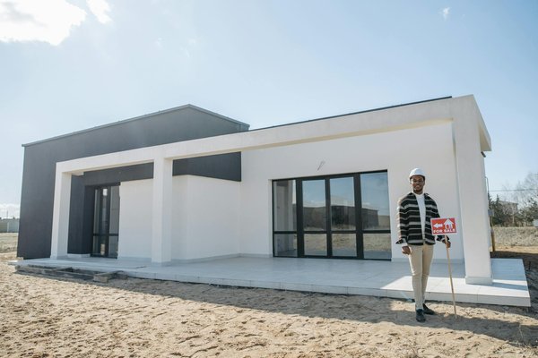 Comment intégrer un espace de yoga flottant dans une piscine avec des équipements adaptés?