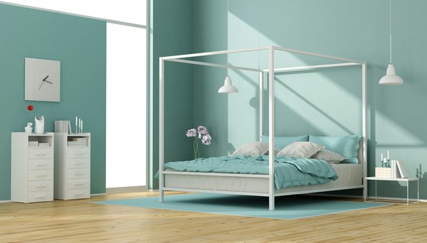 Apporter une touche de nature avec un ciel de lit vert : nos idées décoratives